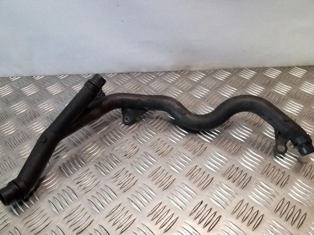 Motora dzesēšanas caurule (-es)/šļūtene (-es)