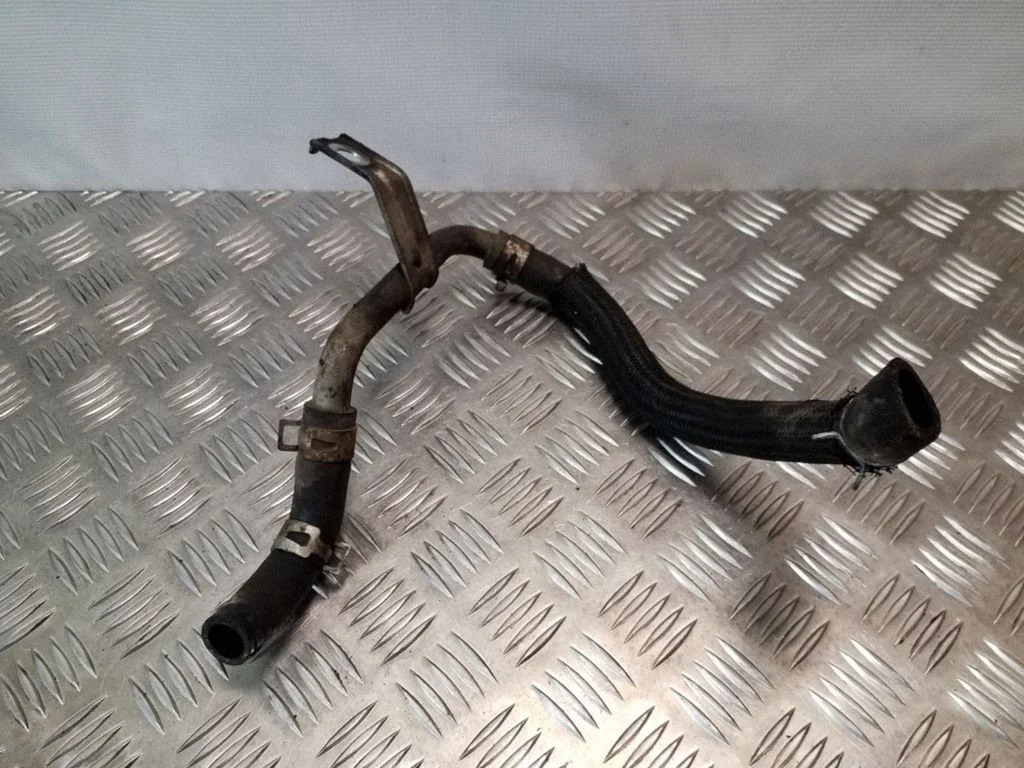 Motora dzesēšanas caurule (-es)/šļūtene (-es)