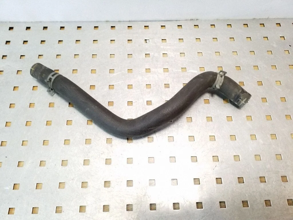 Engine coolant pipe/hose 6Y0819371
