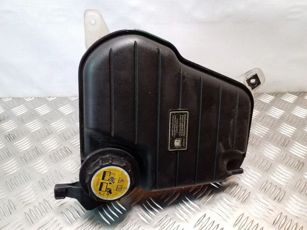 Coolant expansion tank/reservoir 8X238A080AF