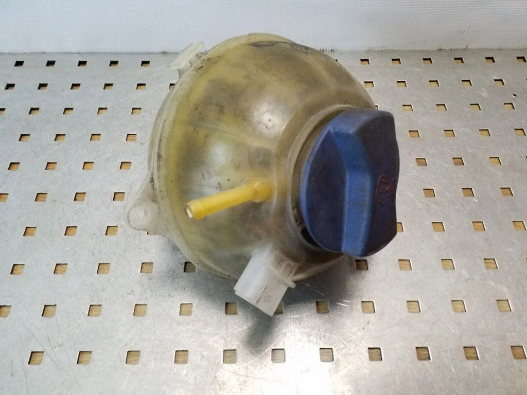 Coolant expansion tank/reservoir 6Q0121407