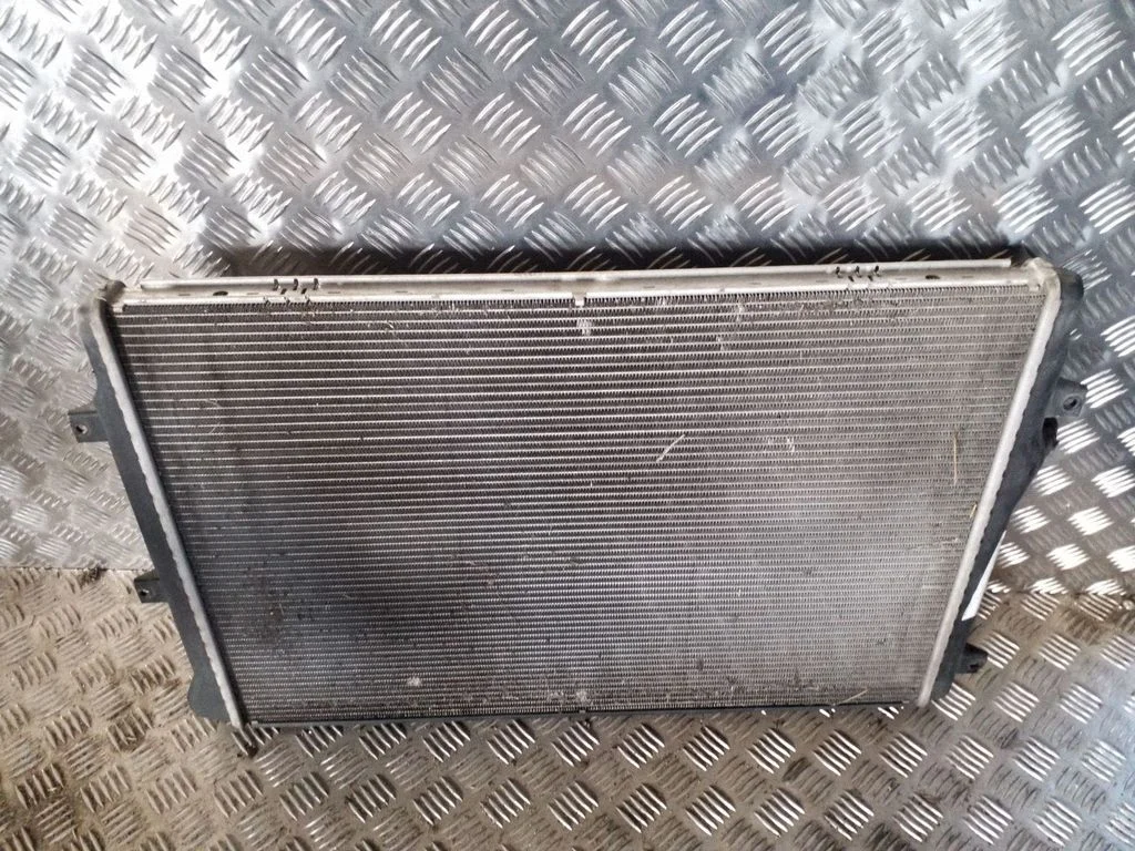 Jahutusvedeliku radiaator – Skoda Yeti (5L) (2009-2017)