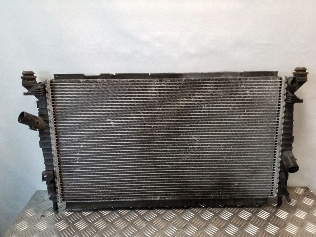 Dzesēšanas šķidruma radiators – Ford Focus C-MAX (2003-2010)