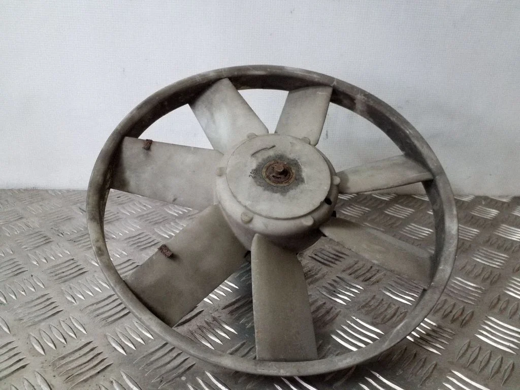Elektriline radiaatori jahutusventilaator 1H0959455A