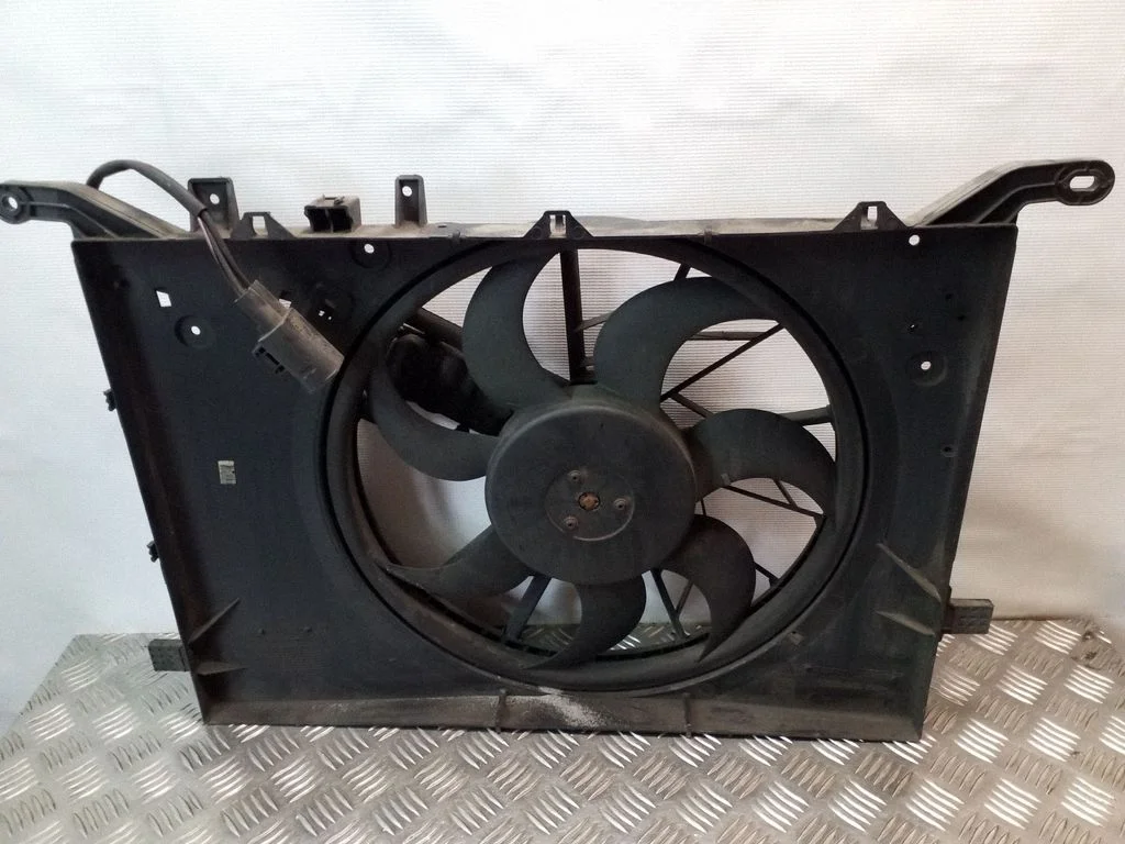Electric radiator cooling fan – Volvo V70 (2005-2008)