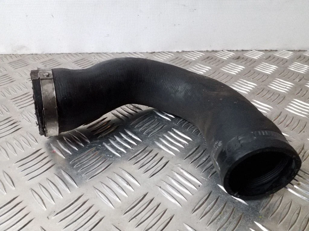Intercooler hose/pipe 1K0145834AT