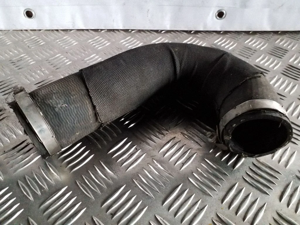 Intercooler hose/pipe 4G0145709M