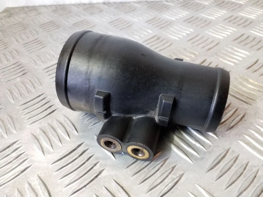 Intercooler hose/pipe – Infiniti EX (2007-)