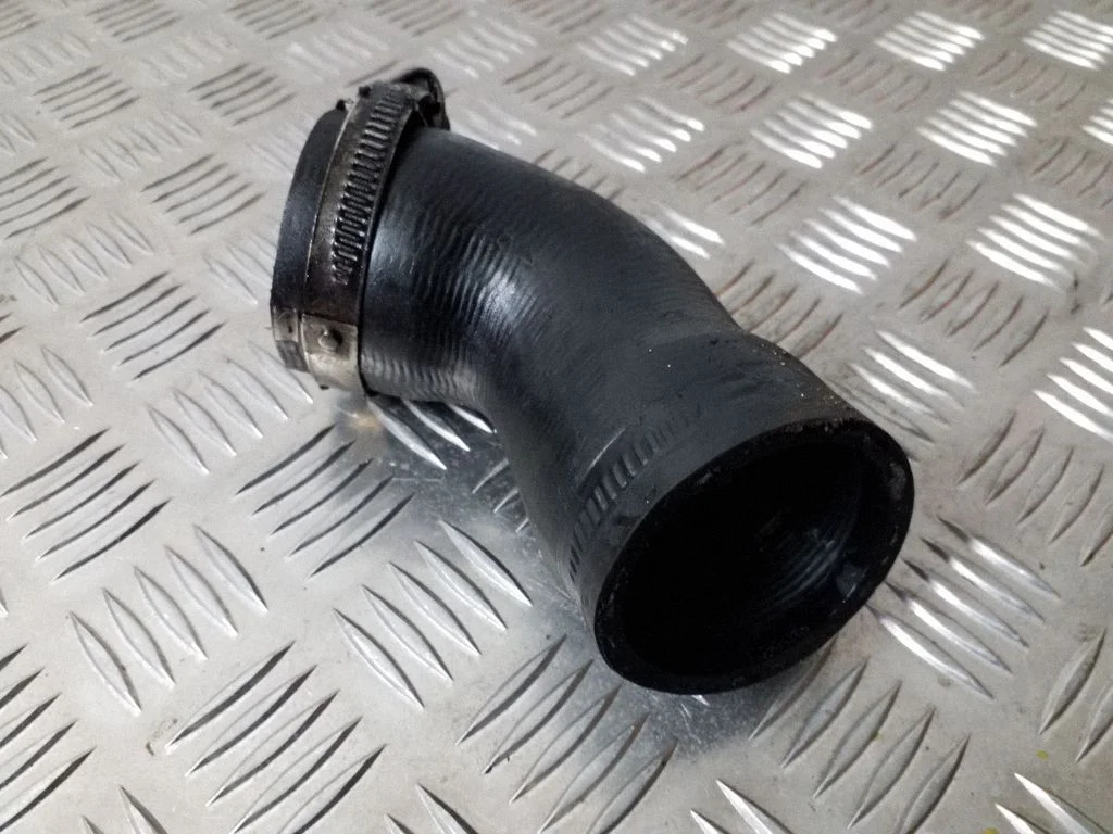 Intercooler hose/pipe 1K0145838AF
