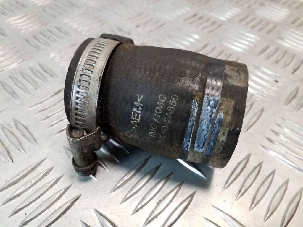 Wąż / rura intercoolera 282502A850