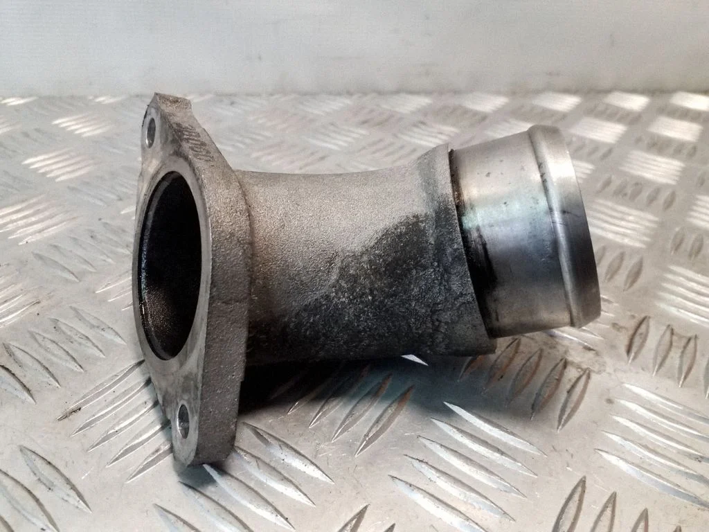 Intercooler hose/pipe