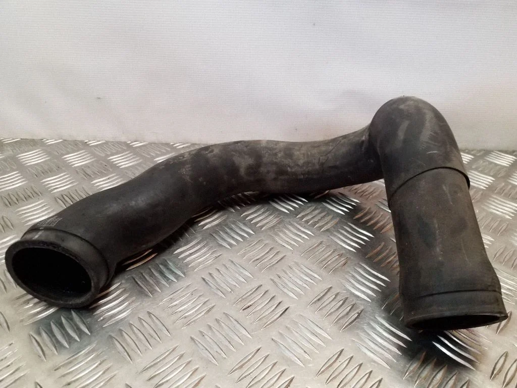 Intercooler hose/pipe – Audi A6 Allroad C5 (1999-2005)