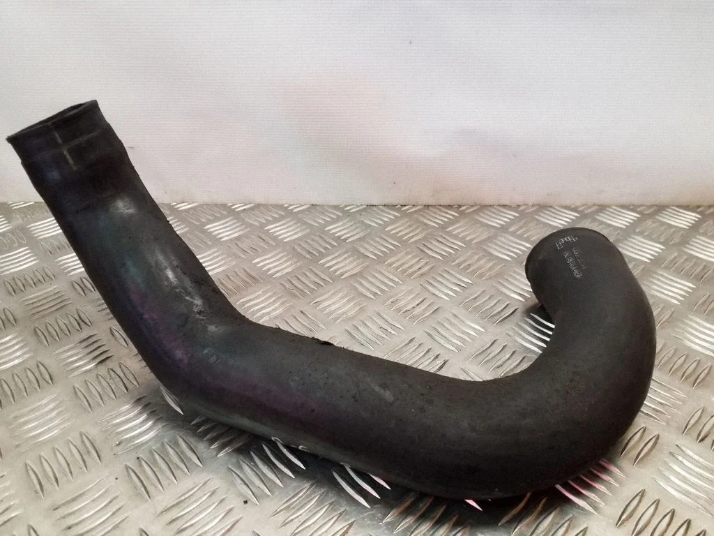 Intercooler hose/pipe – Audi A6 Allroad C5 (1999-2005)