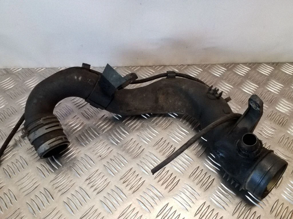 Intercooler hose/pipe 1J0129654S