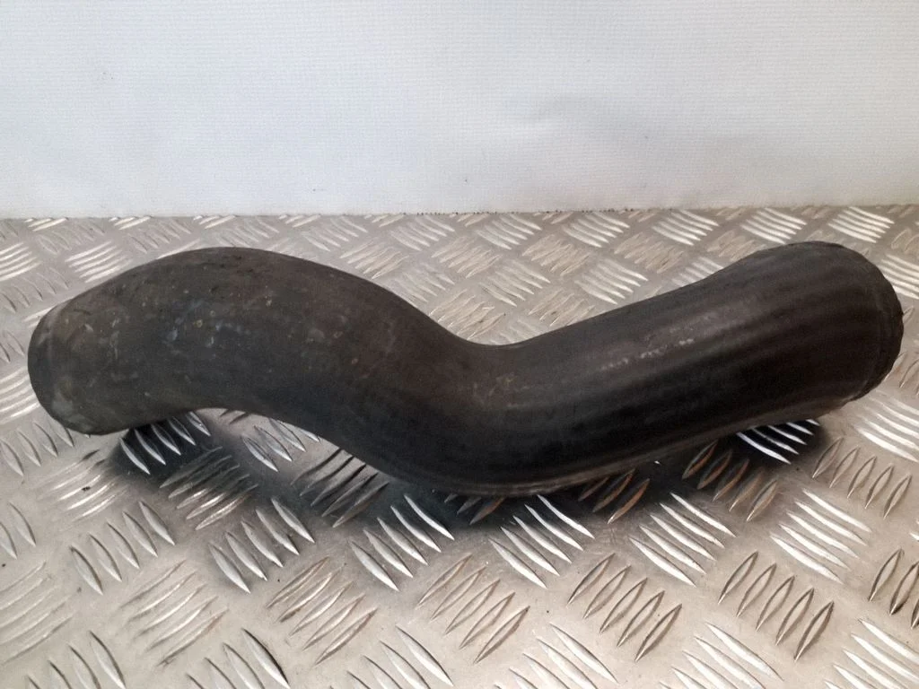 Intercooler hose/pipe 30680217