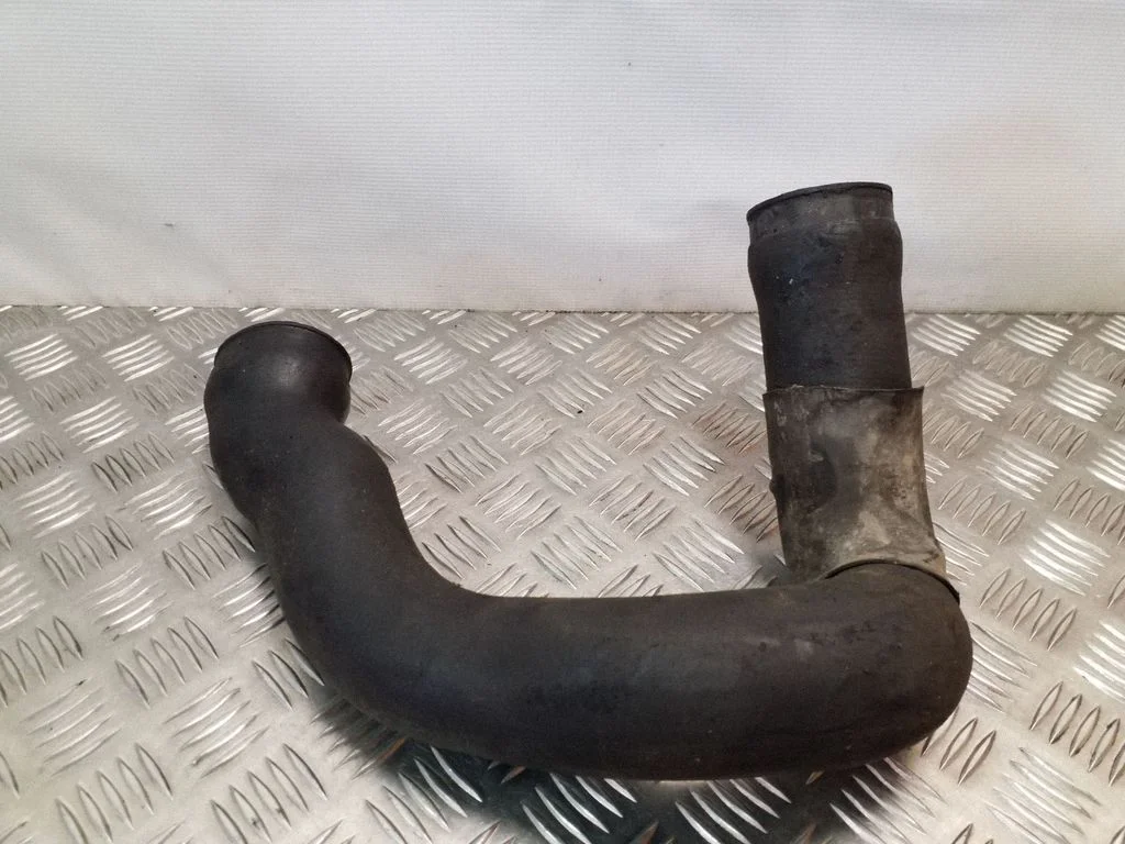 Intercooler hose/pipe – Audi A6 Allroad C5 (1999-2005)