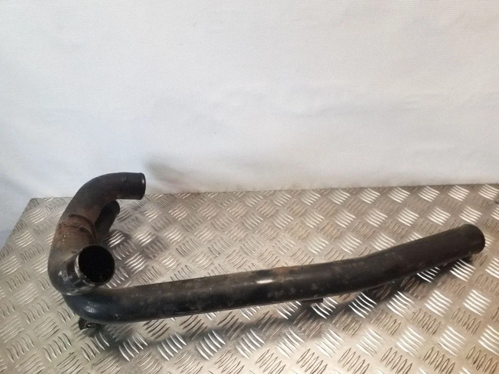 Intercooler hose/pipe