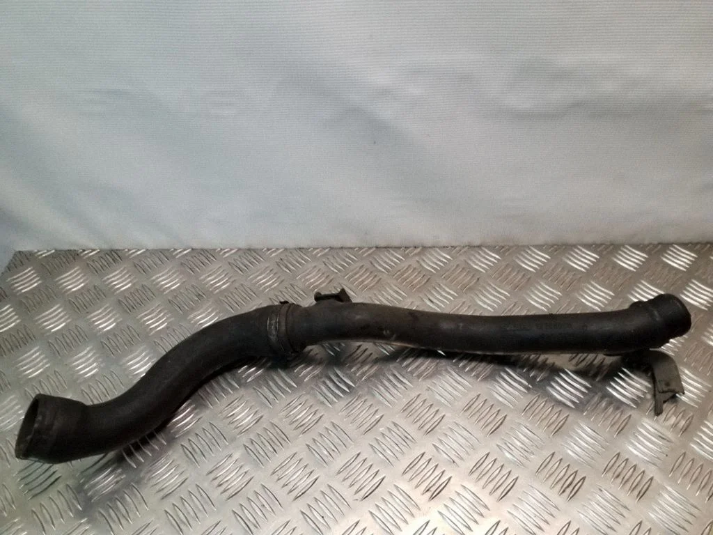 Vahejahuti voolik (-ud)/ toru (-d) 12786806 – Saab 9-3 Ver2 (2003-2007)