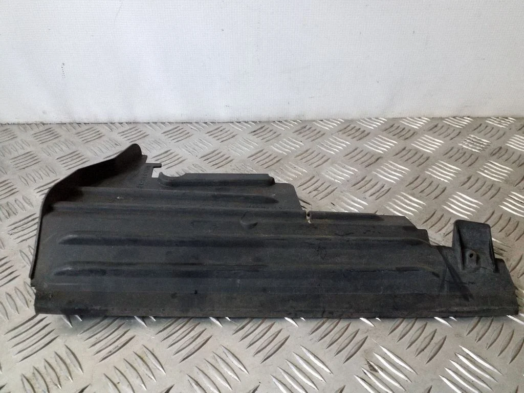 Intercooler air guide/duct channel AM518311AB