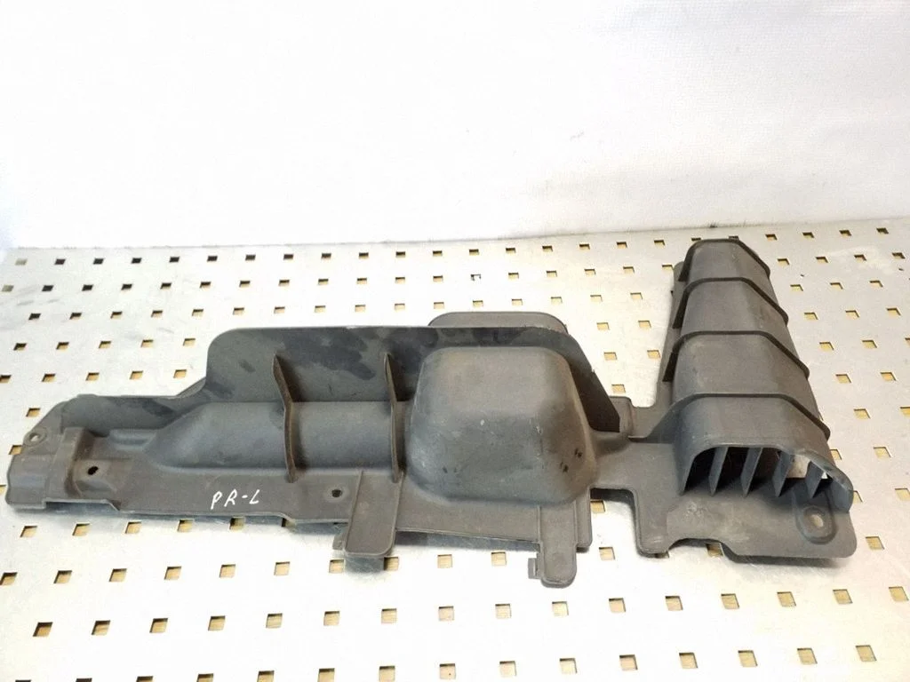 Intercooler air guide/duct channel – Hyundai Tucson JM (2004-2009)