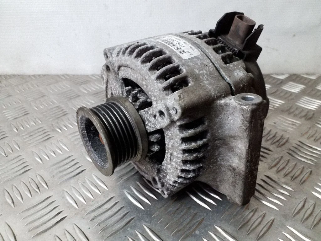 Alternator 13587304