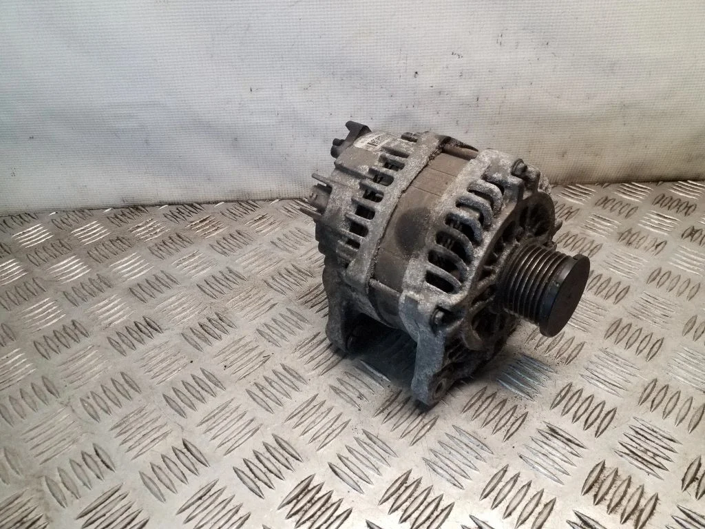 Generaator 231008137R