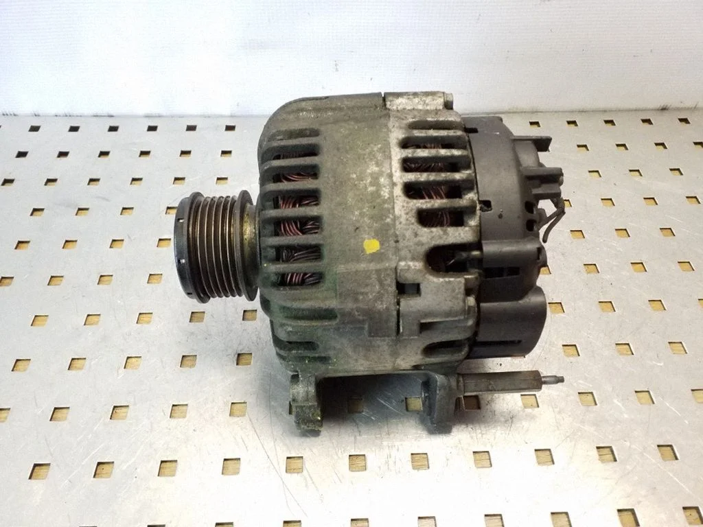 Alternator 06F903023C