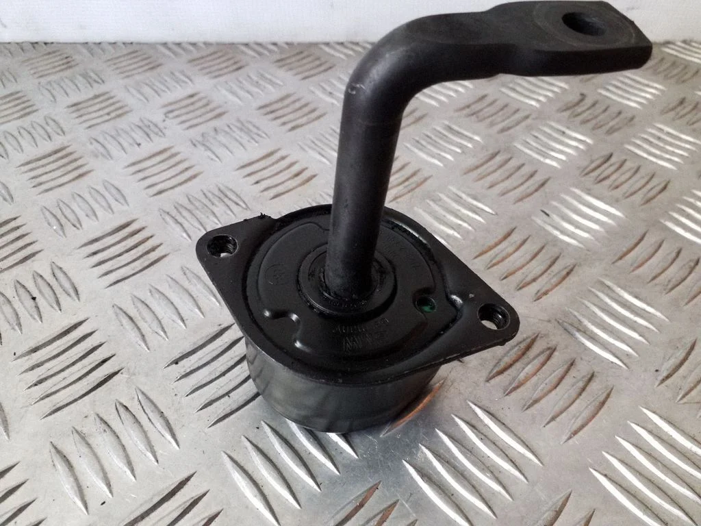 Napinacz paska – BMW Seria 7 E65 E66 (2001-2008)
