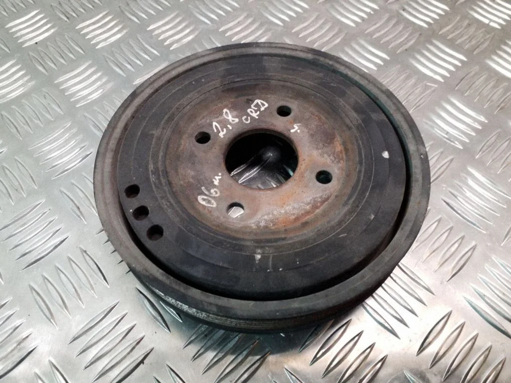 Väntvõlli rihmaratas – Chrysler Voyager (2004-2007)