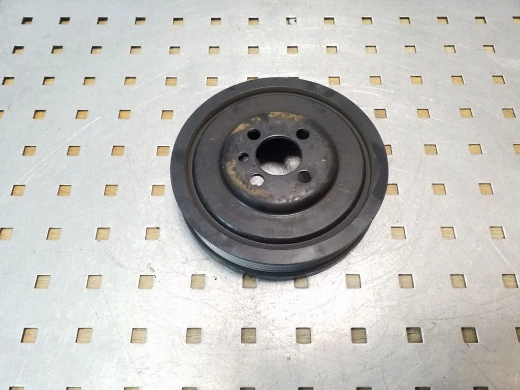 Väntvõlli rihmaratas 03G105243