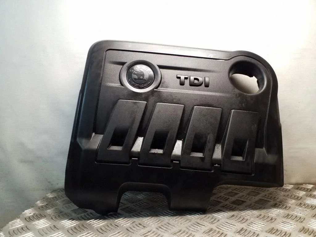 Engine cover (trim) 03L103925A
