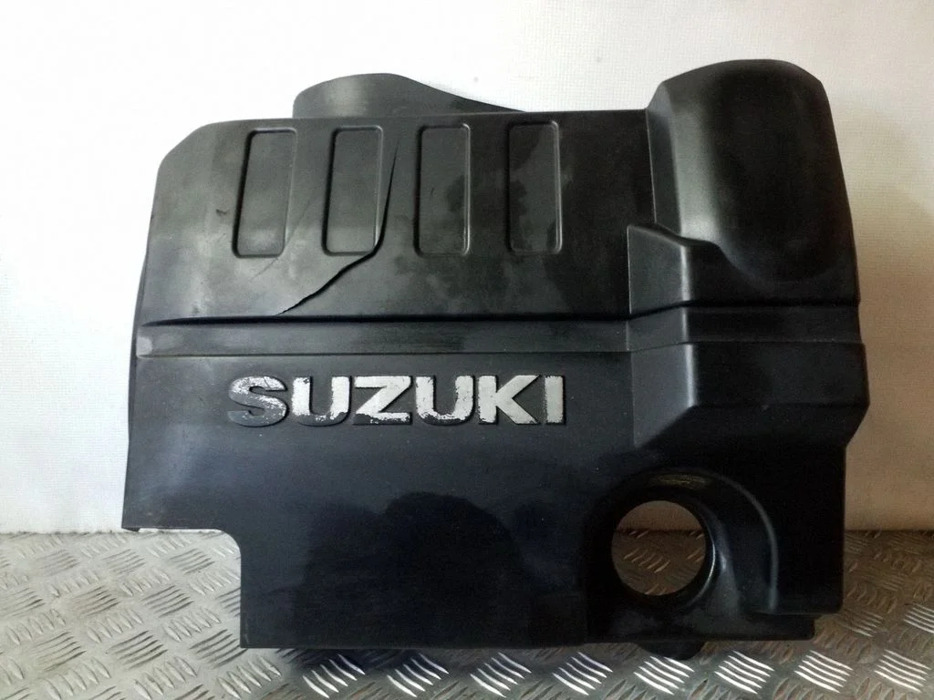 Engine cover (trim)