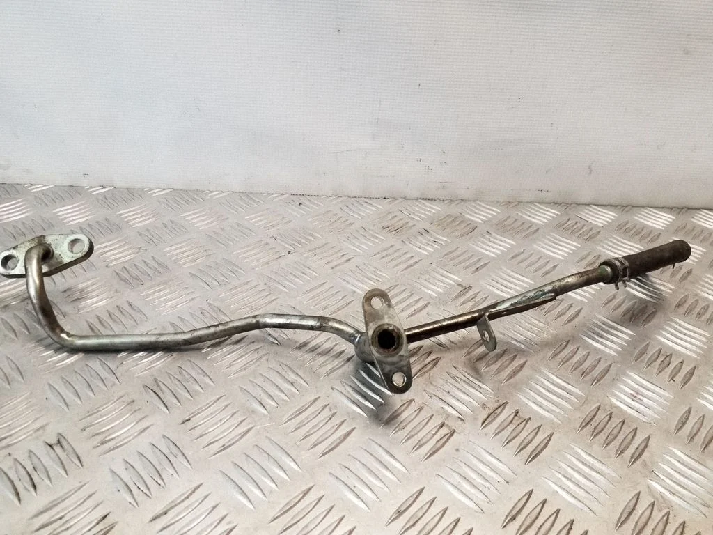 Coolant pipe/hose