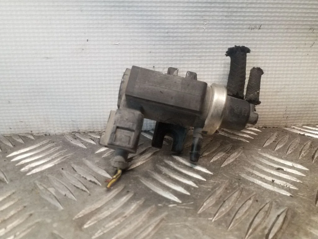 Turbo solenoīda vārsts 1J0906627