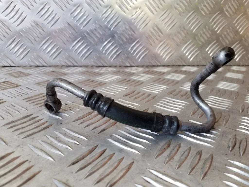 Turbo turbocharger oiling pipe/hose