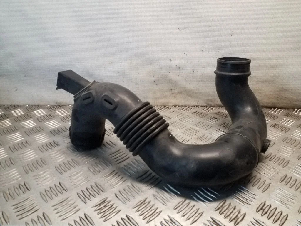 Õhuvõtukanali osa (-d) 165554107R