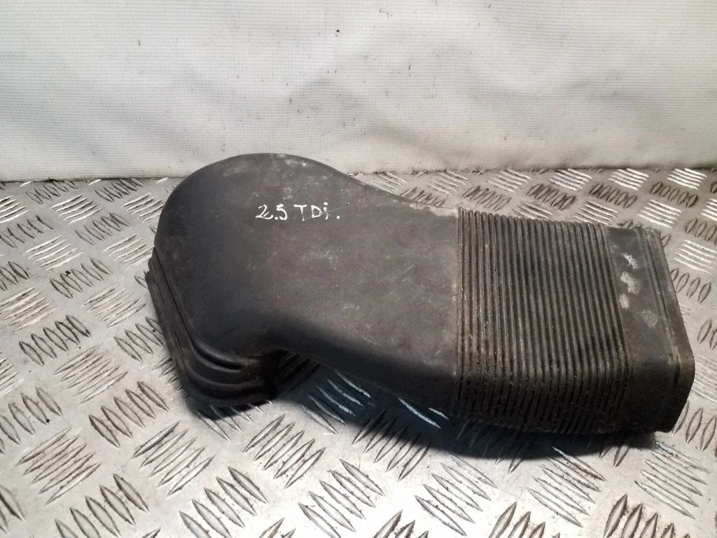 Õhuvõtukanali osa (-d) 8D0129617E