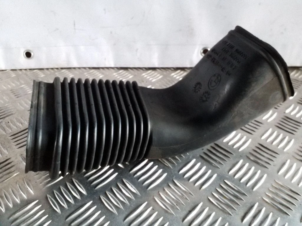 Air intake duct part 3401555