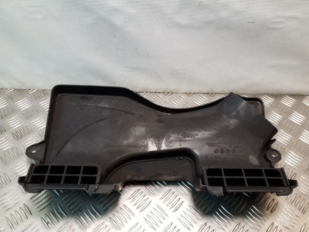 Air intake duct part 7797475