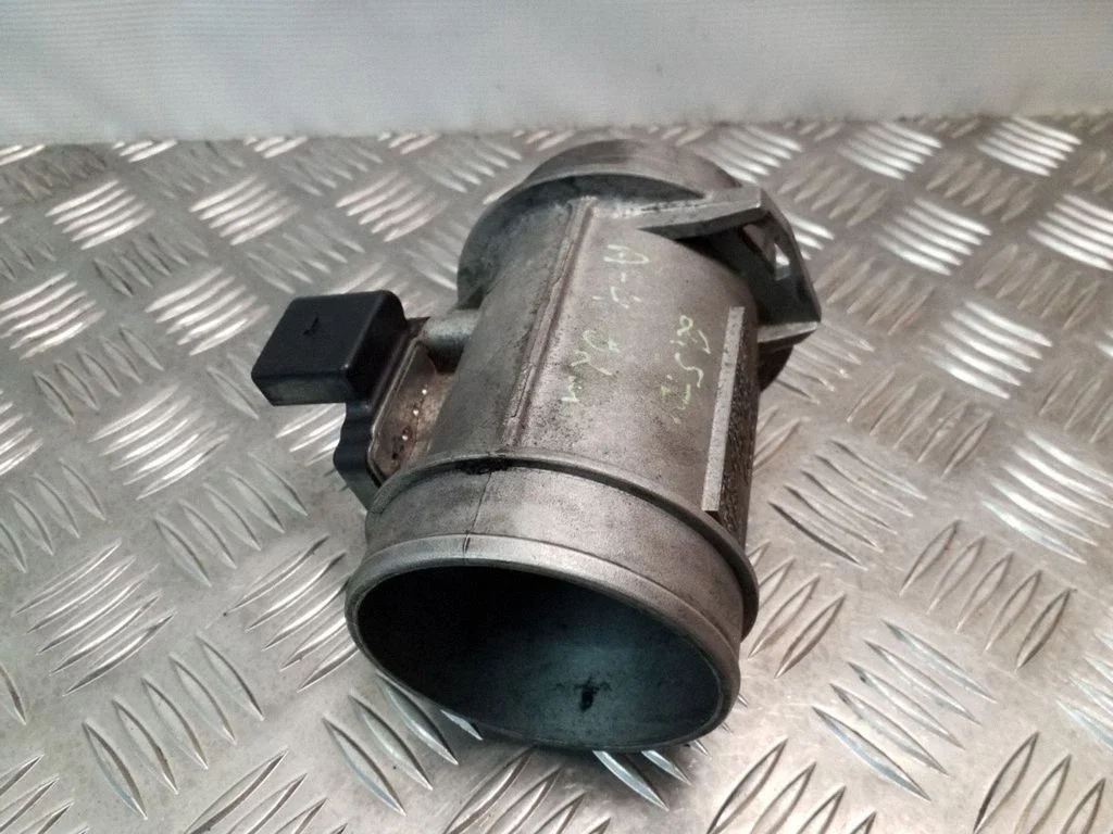 Gaisa masas mērītājs 059906461M