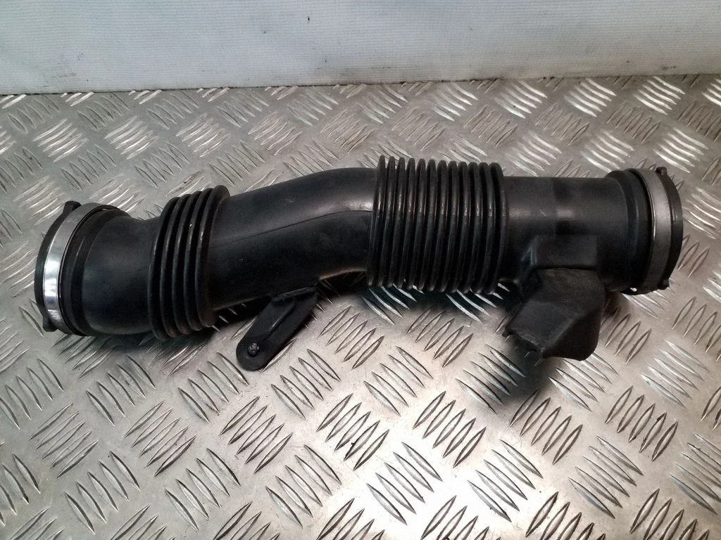 Air intake hose/pipe CX239R504AB