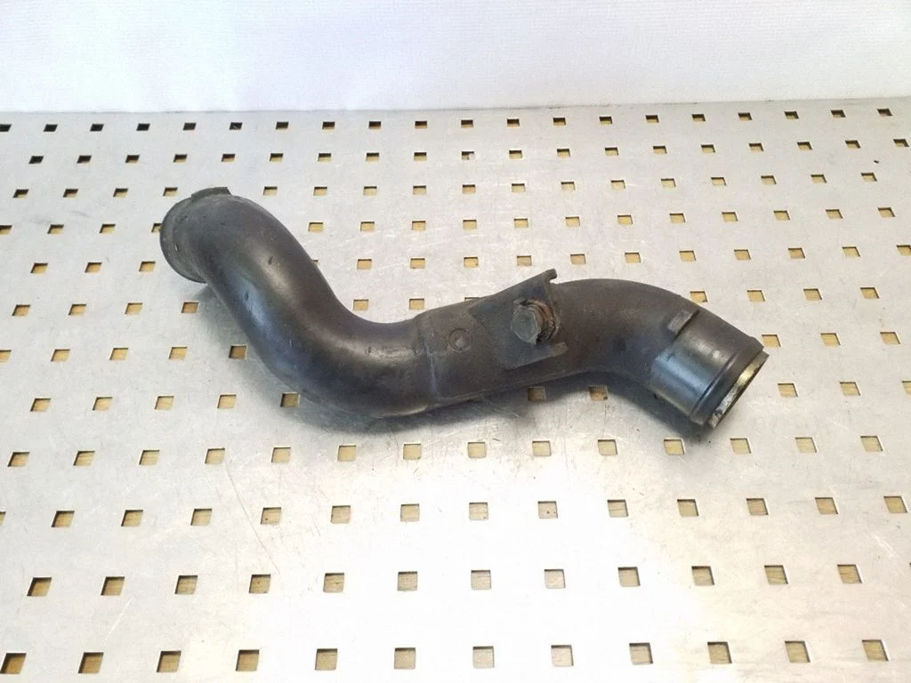 Õhu sisselaske voolik (-ud)/ toru (-d) – Nissan Note (E11) (2006-2014)