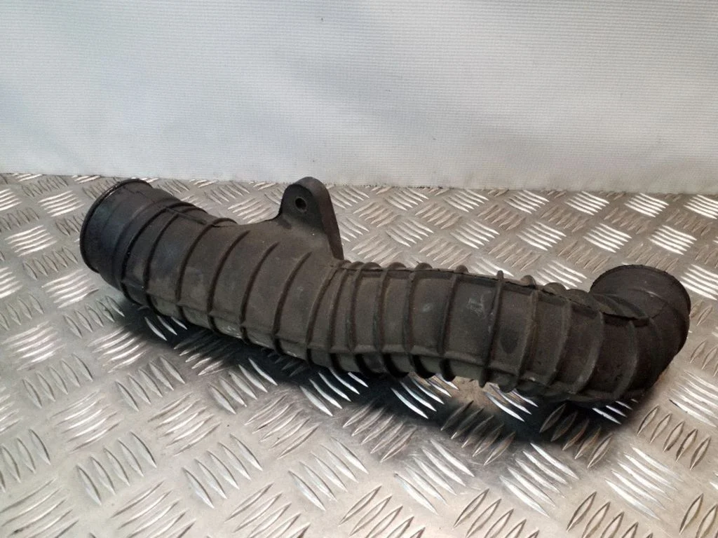 Rura dolotowa turbosprężarki A6380941382
