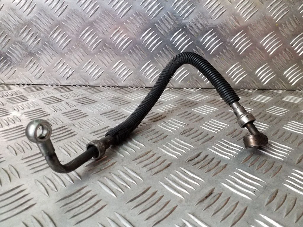Fuel line pipe – Chrysler Voyager (2004-2007)