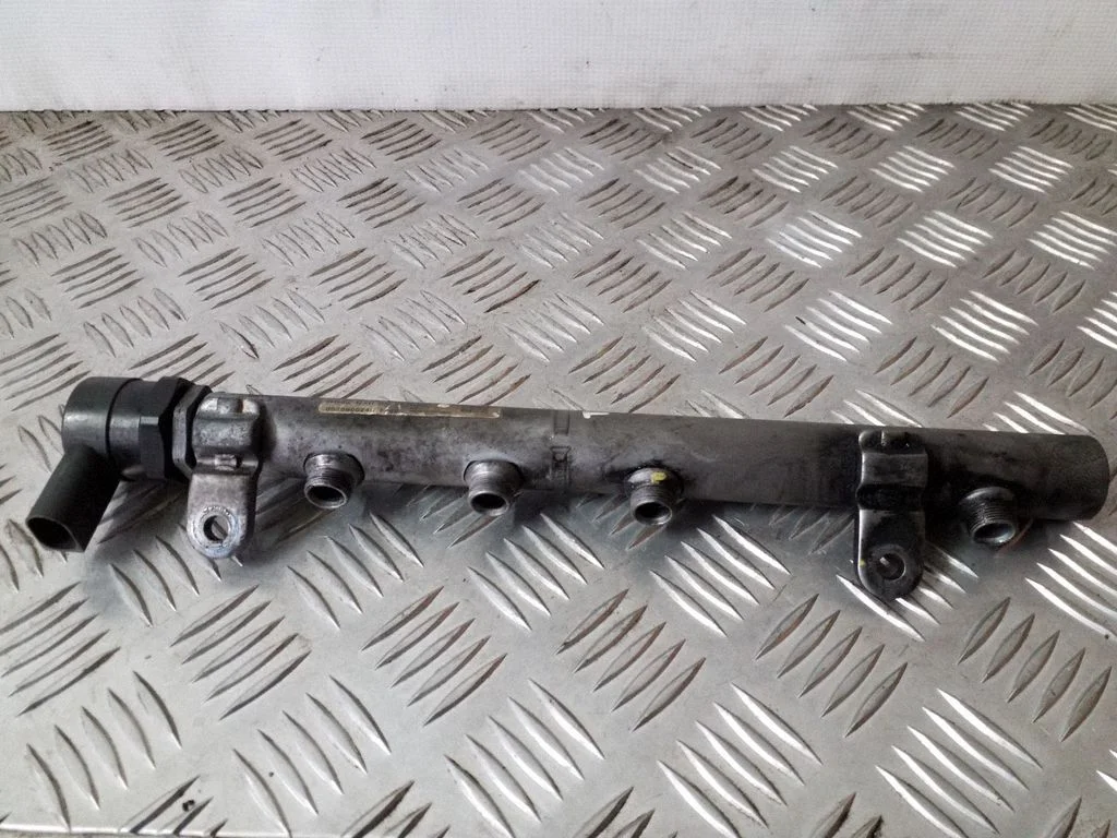 Fuel main line pipe – Mercedes-Benz R-Class W251 (2005-2013)
