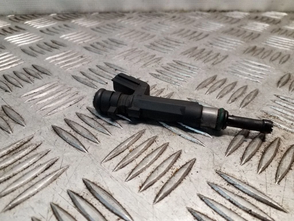 Sprausla (-as) (inžektors (-i)) – Nissan Juke I F15 (2010-2018)