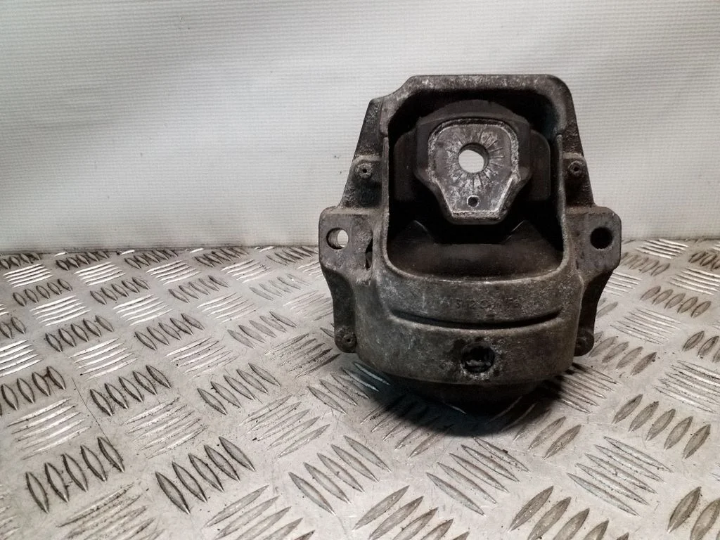 Mootoripadi 8R0199381