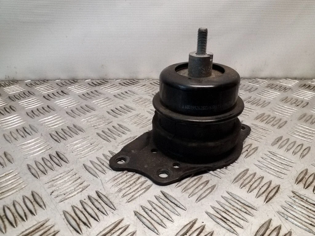 Dzinēja spilvens 6R0199167AE