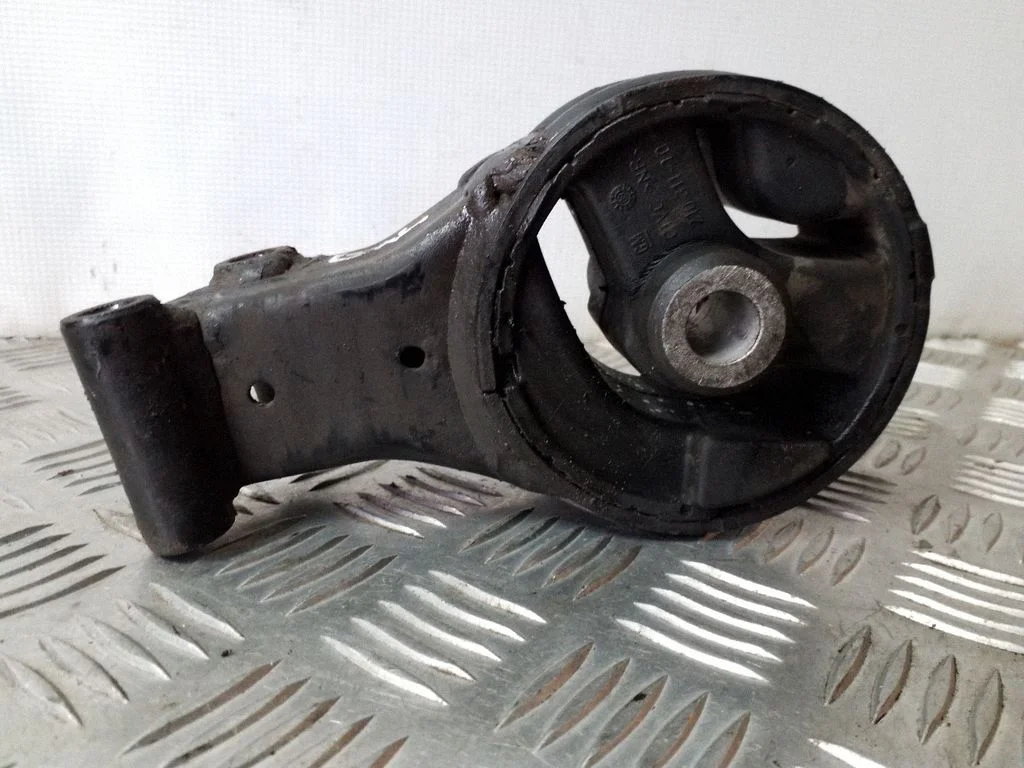 Dzinēja spilvens 21031110