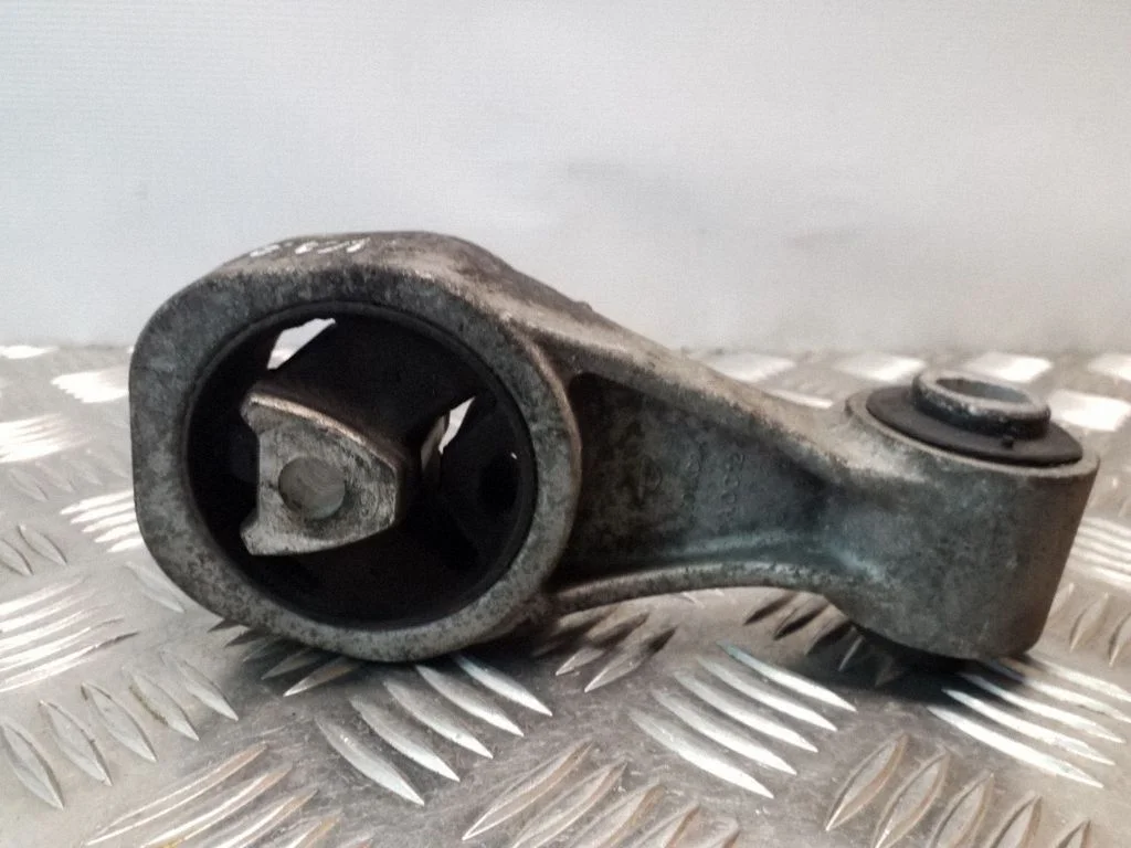 Dzinēja spilvens XA8652110C